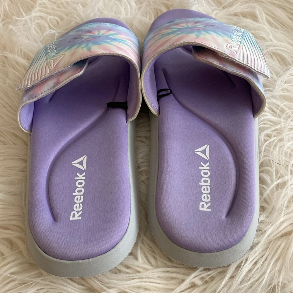 REEBOK women slip on shoes - Picture 3 of 9
